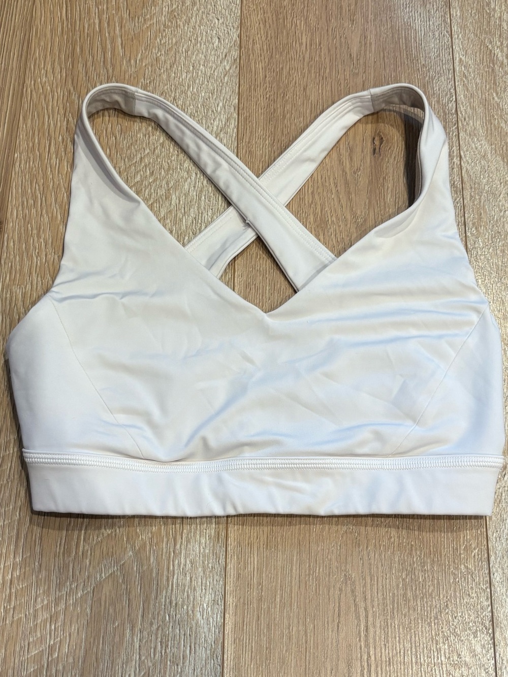 Women’s Cream Cross-Back Sports Bra